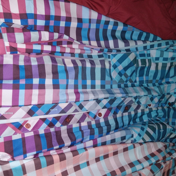Plaid Gradient Color Button-Up Shirts So Cute, Size XL Never Worn - Picture 2 of 9